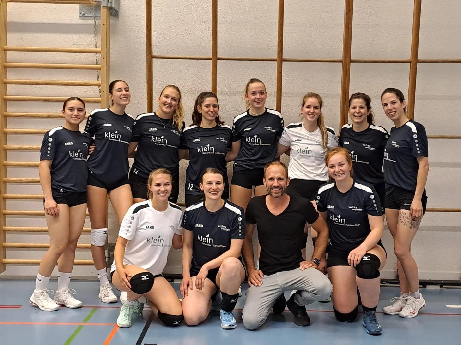 Volleyball-Achterbahn in fünf Sätzen